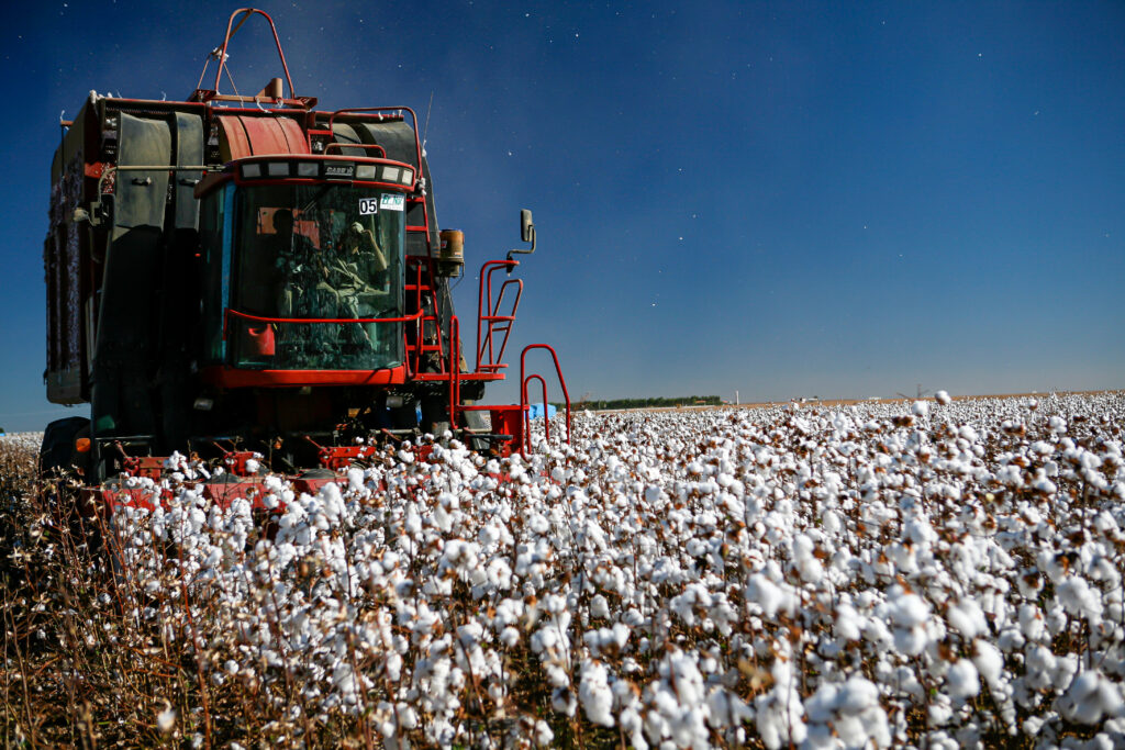 Venda de máquinas agrícolas acumula queda de 27,5% em 2024