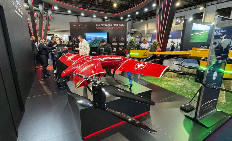 Mercado de drones agrícolas dispara no país após regulamentação - Mercado de drones agrícolas dispara no país após regulamentação