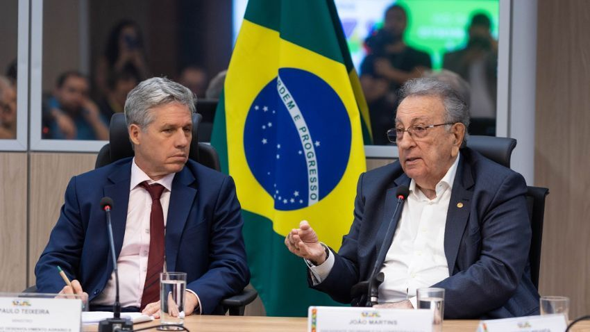 Senar e MDA assinam Acordo para atender pequenos produtores - Senar Senar e MDA assinam Acordo para atender pequenos produtores