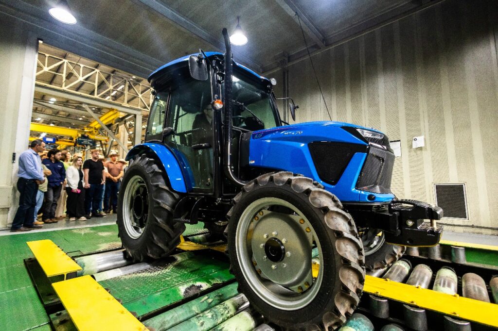 LS Tractor celebra 12 anos no Brasil e ultrapassa 33 mil tratores produzidos