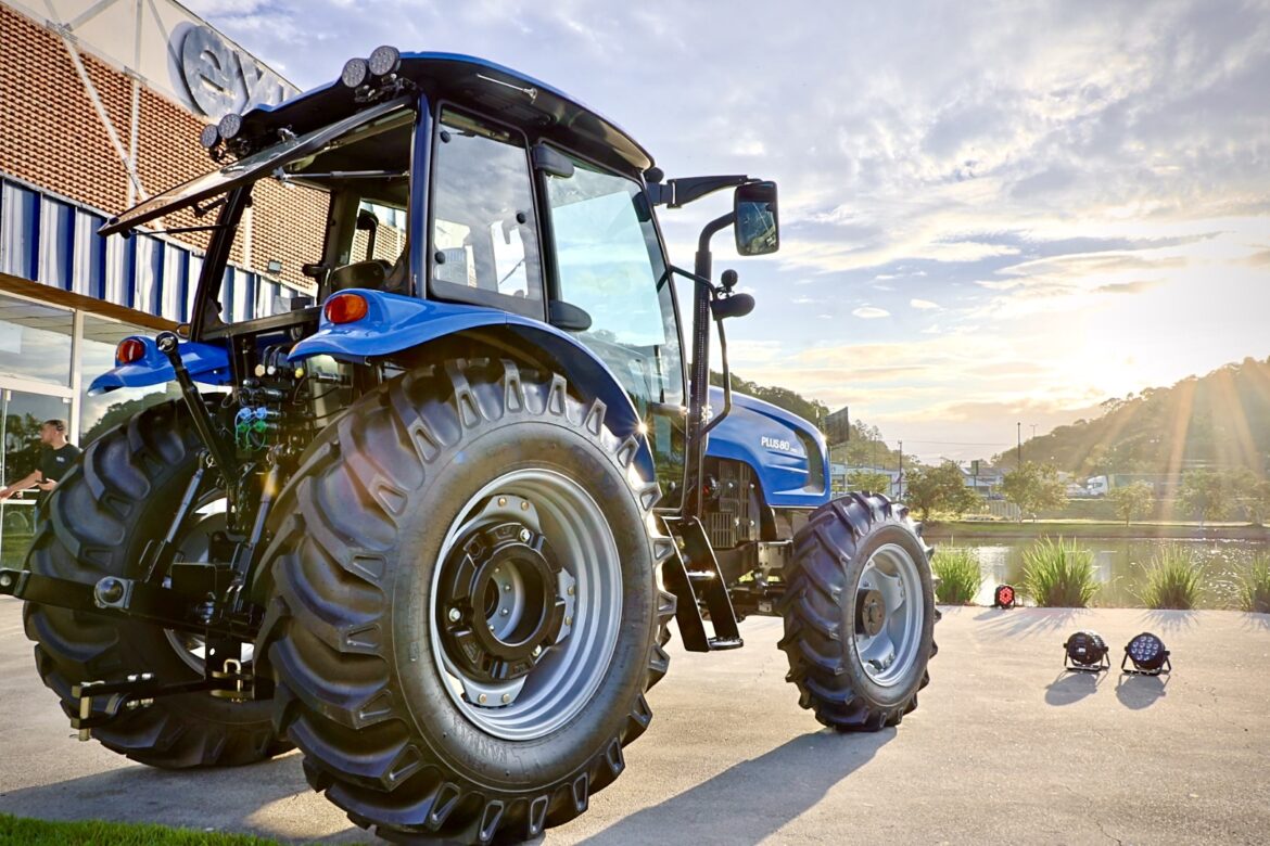 LS Tractor lança série Plus PRO com modelos de até 105 cv na Agrishow 2026