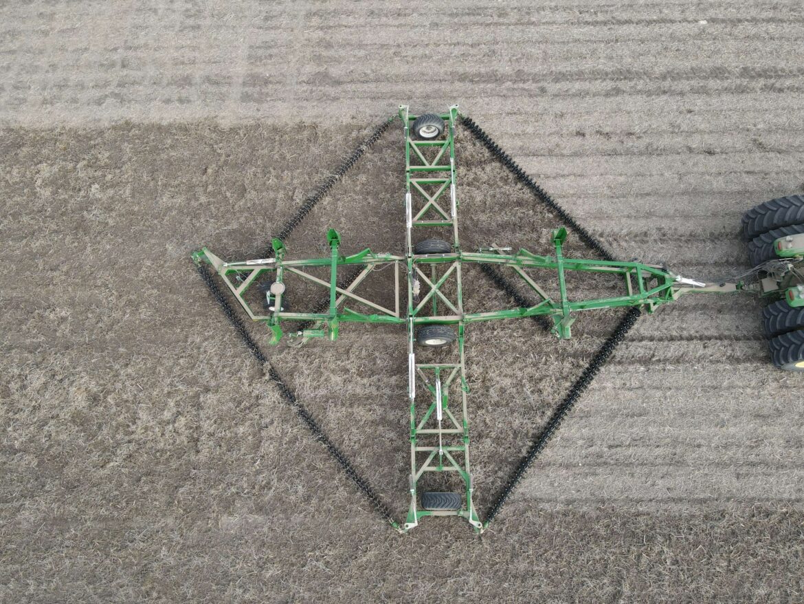 Manejo de plantas daninhas e preservação do solo impulsionam novas estratégias no plantio direto