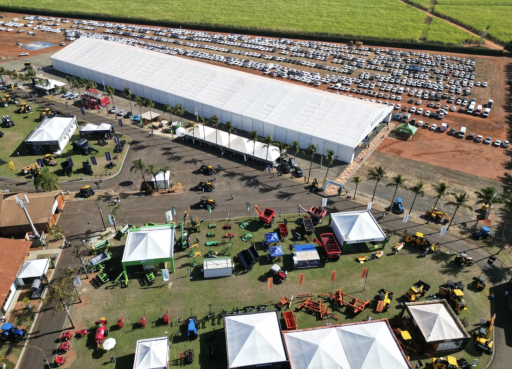 Casale apresenta soluções de maquinário para a pecuária na Coopercitrus Expo