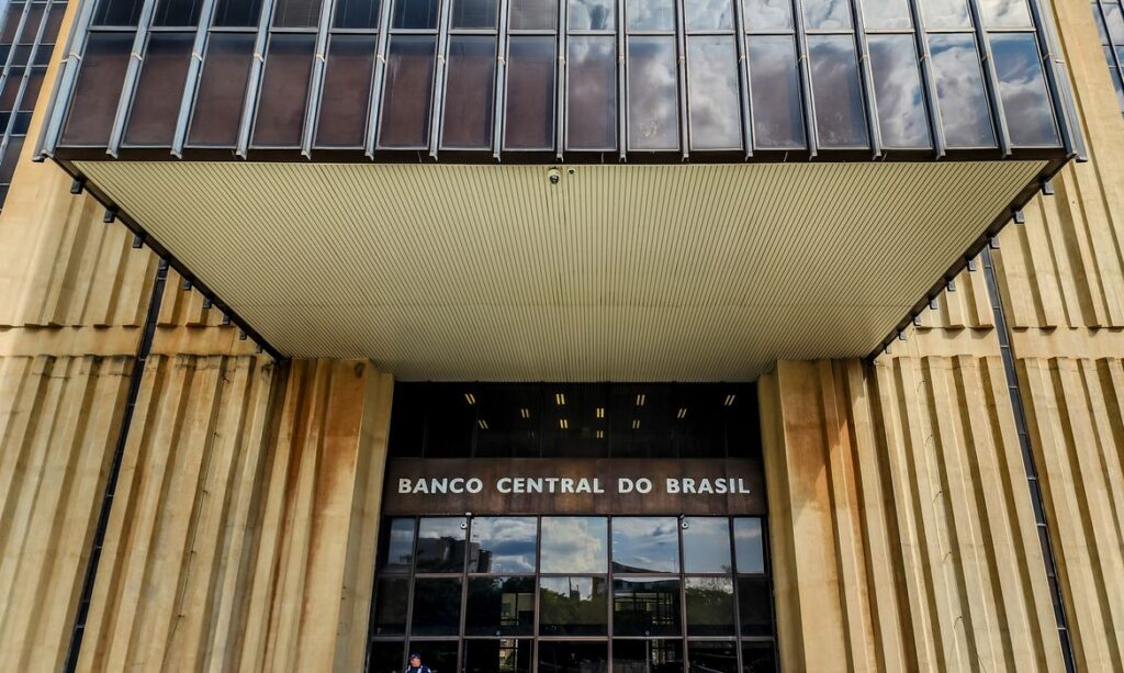 Mercado reduz para 5,12% expectativa de inflação em 2026